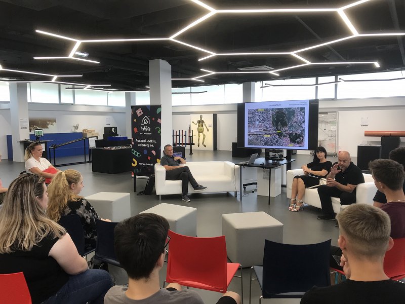 MONG mladi strategija