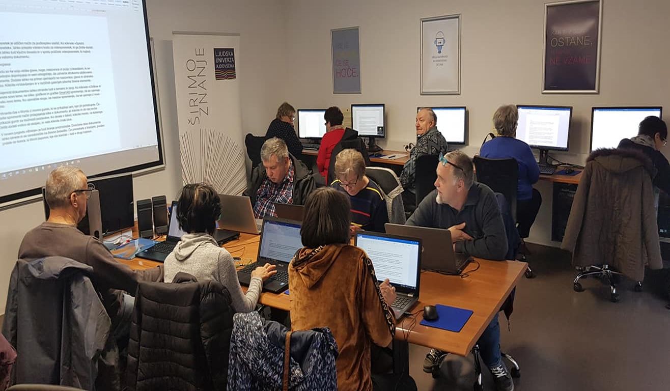 79336687 10156414199457102 1087435043028074496 o